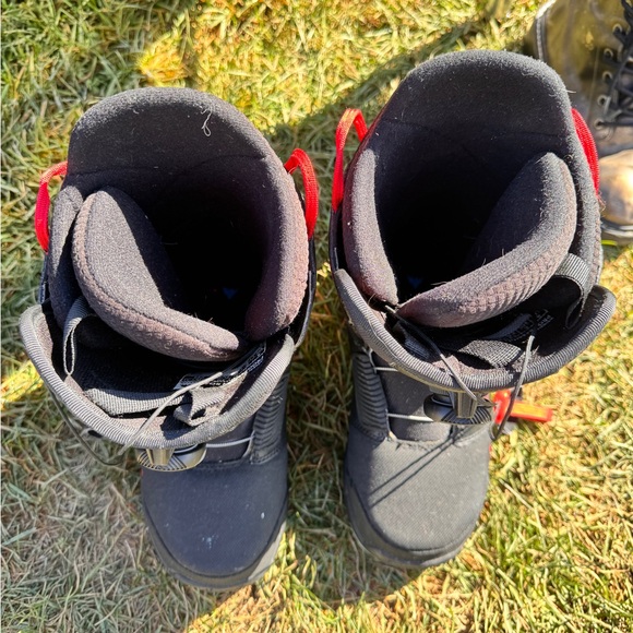 Black and Red Snow Boots - Picture 1 of 3